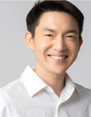 「讓企業的永續承諾與商業價值，精準傳遞給全球利害關係人。」